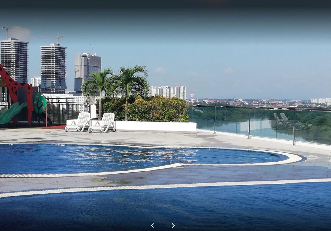 Bayu Marina Residence 3 Mins Away Mid Valley Southkey Джохор-Бару Экстерьер фото